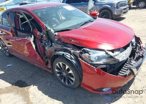 2017 Nissan Sentra Sr Turbo z USA, uszkodzony, nr VIN 3N1CB7AP1HY379557